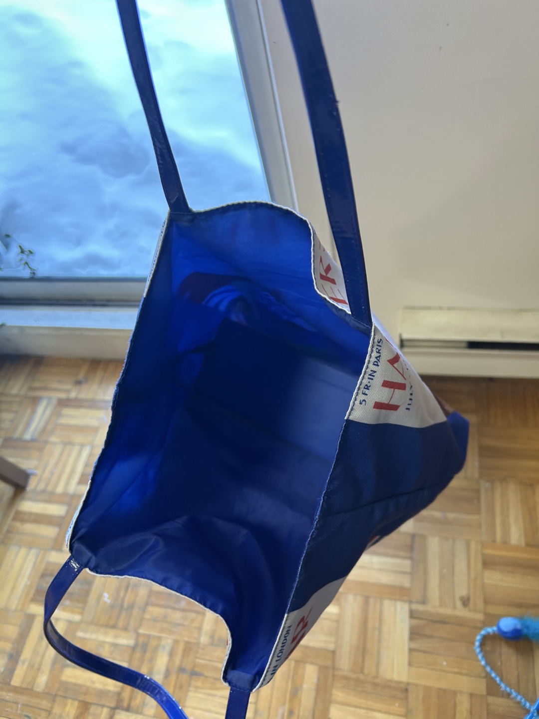 Harper's Bazaar Tote Bag - photo 3