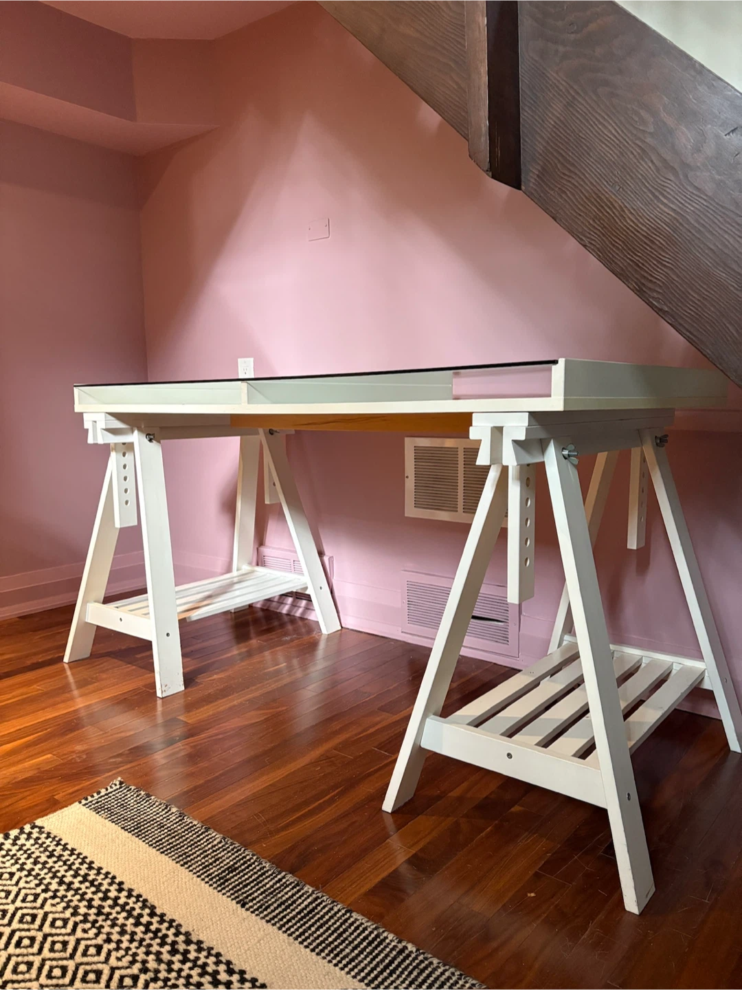 Sleek Home Office Desk — Perfect for WFH or Students - photo 3