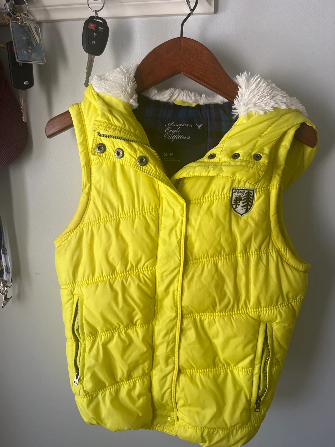 American Eagle Outfitters Puffer Vest - Yellow - Size S