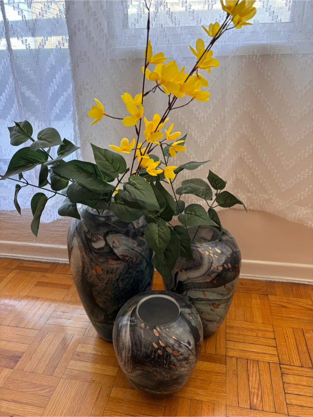 Set of 3 Marbled Vases