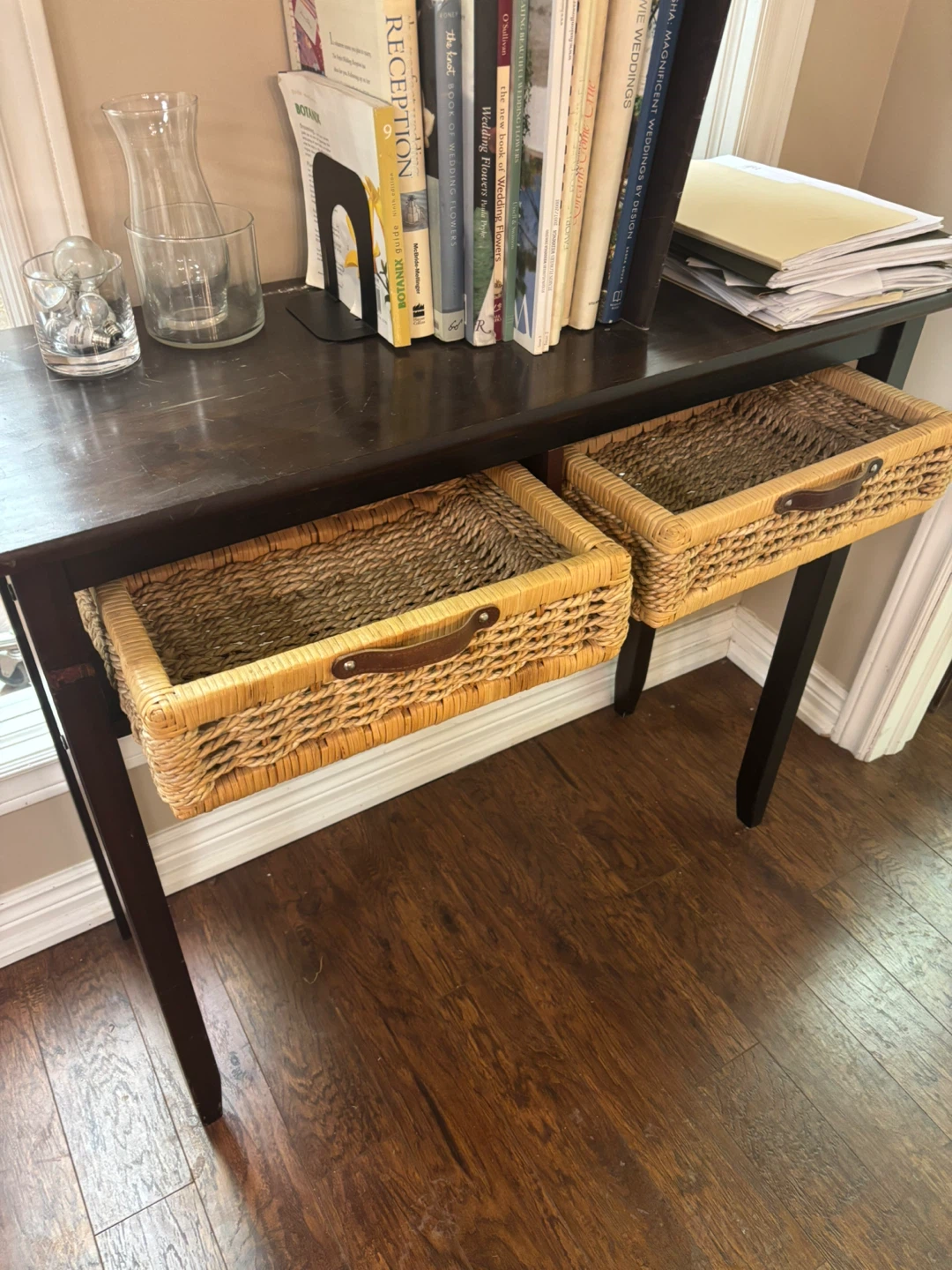 Dark Wood Console Table with Wicker Baskets - photo 2