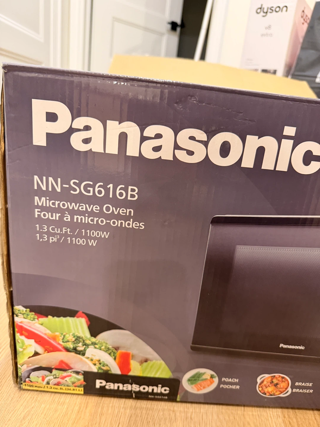 Panasonic Microwave Oven - photo 3