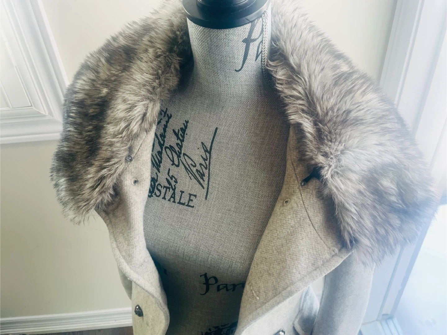 Women's Grey Wool Blend Coat with Faux Fur Collar - photo 2