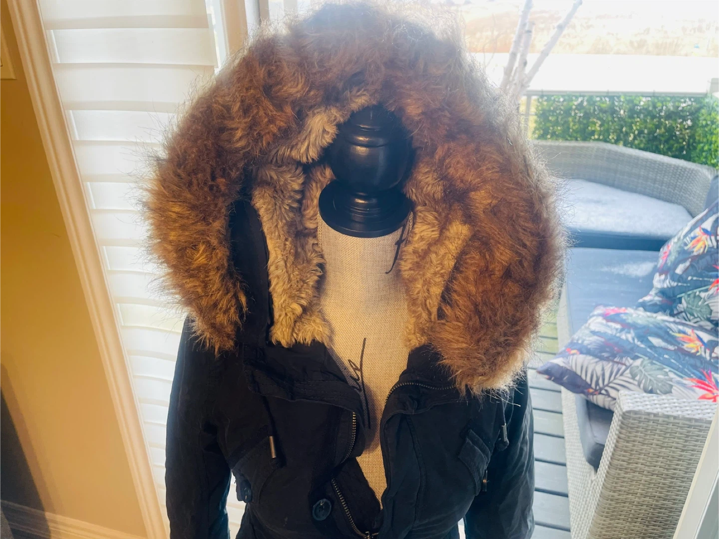 TNA Black Fur Hood Parka XXS - photo 3