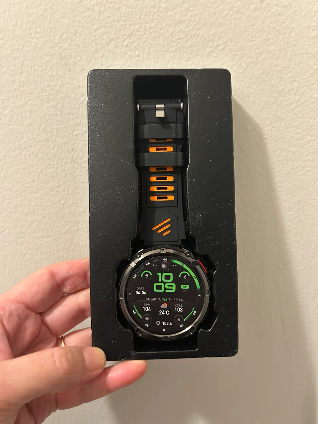 Sports Watch with Make and Receive Phone Calls - photo 3