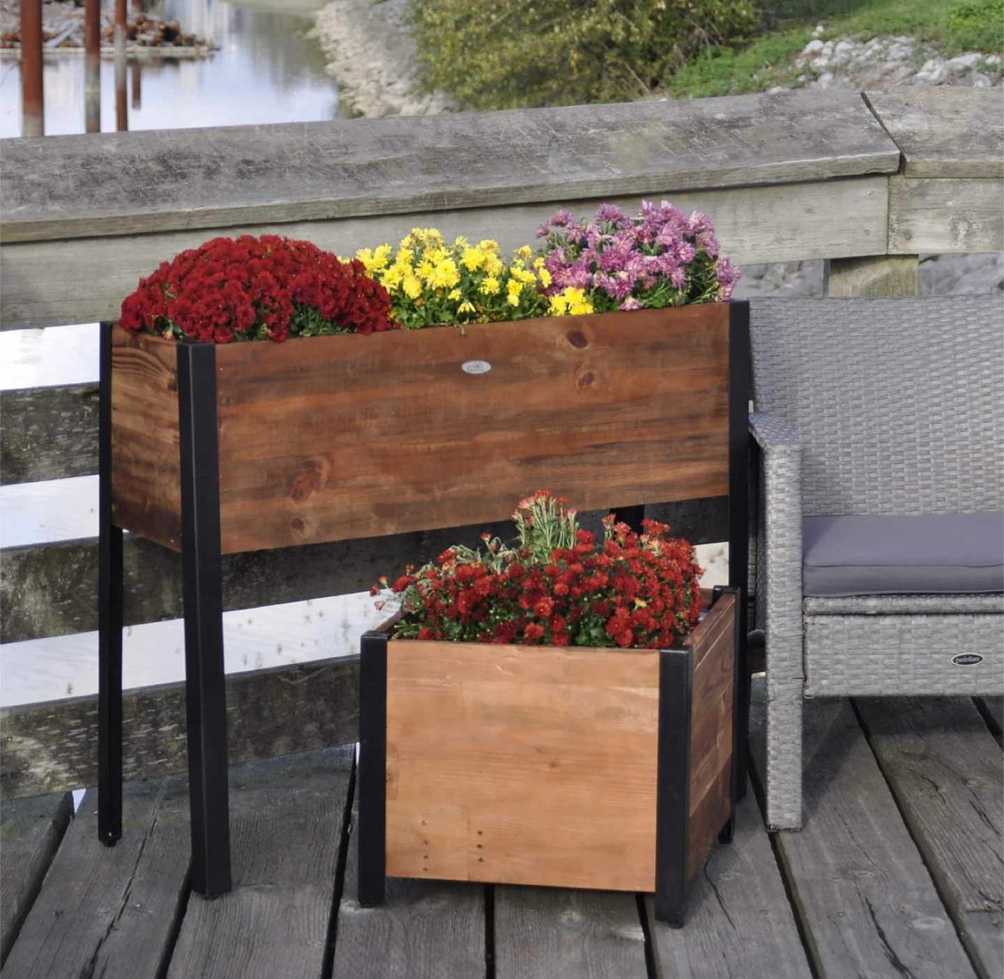 Earth Friendly Urban Garden Planter - Reclaimed Wood & Metal - photo 3