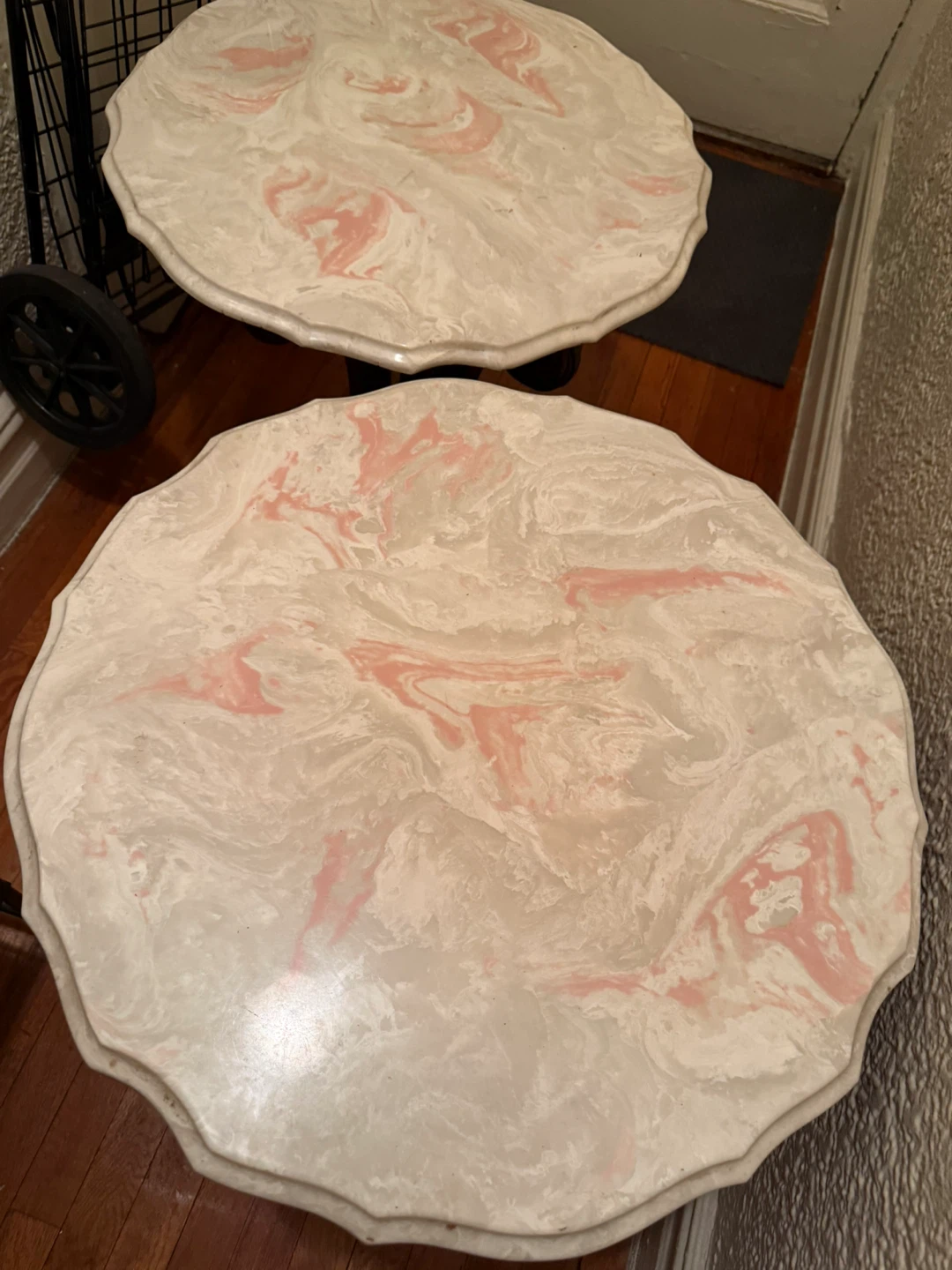 Vintage - Style Type round side table