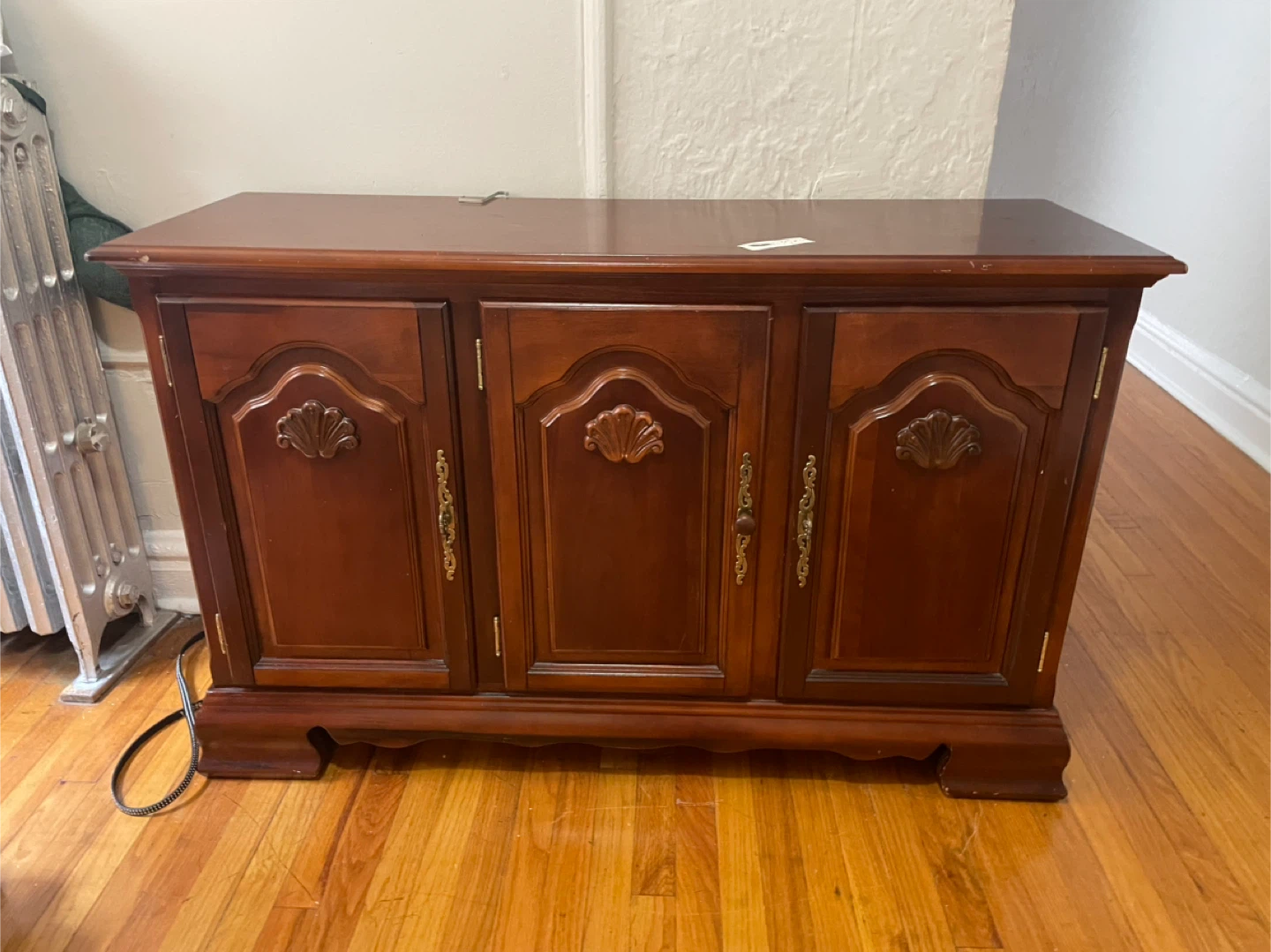 Wooden Sideboard Cabinet - photo 3
