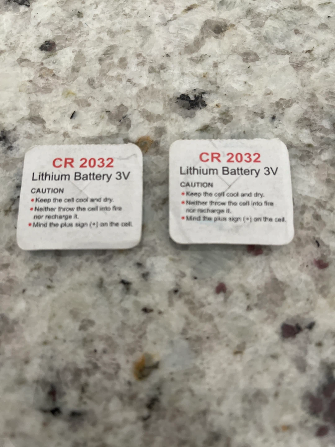 CR 2032 Lithium Batteries (2 Pack) - photo 2