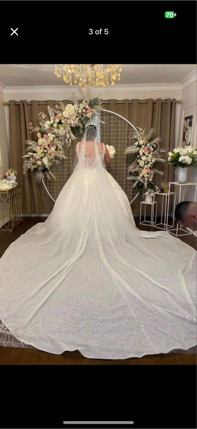 Sparkling White Ball Gown Wedding Dress - photo 3