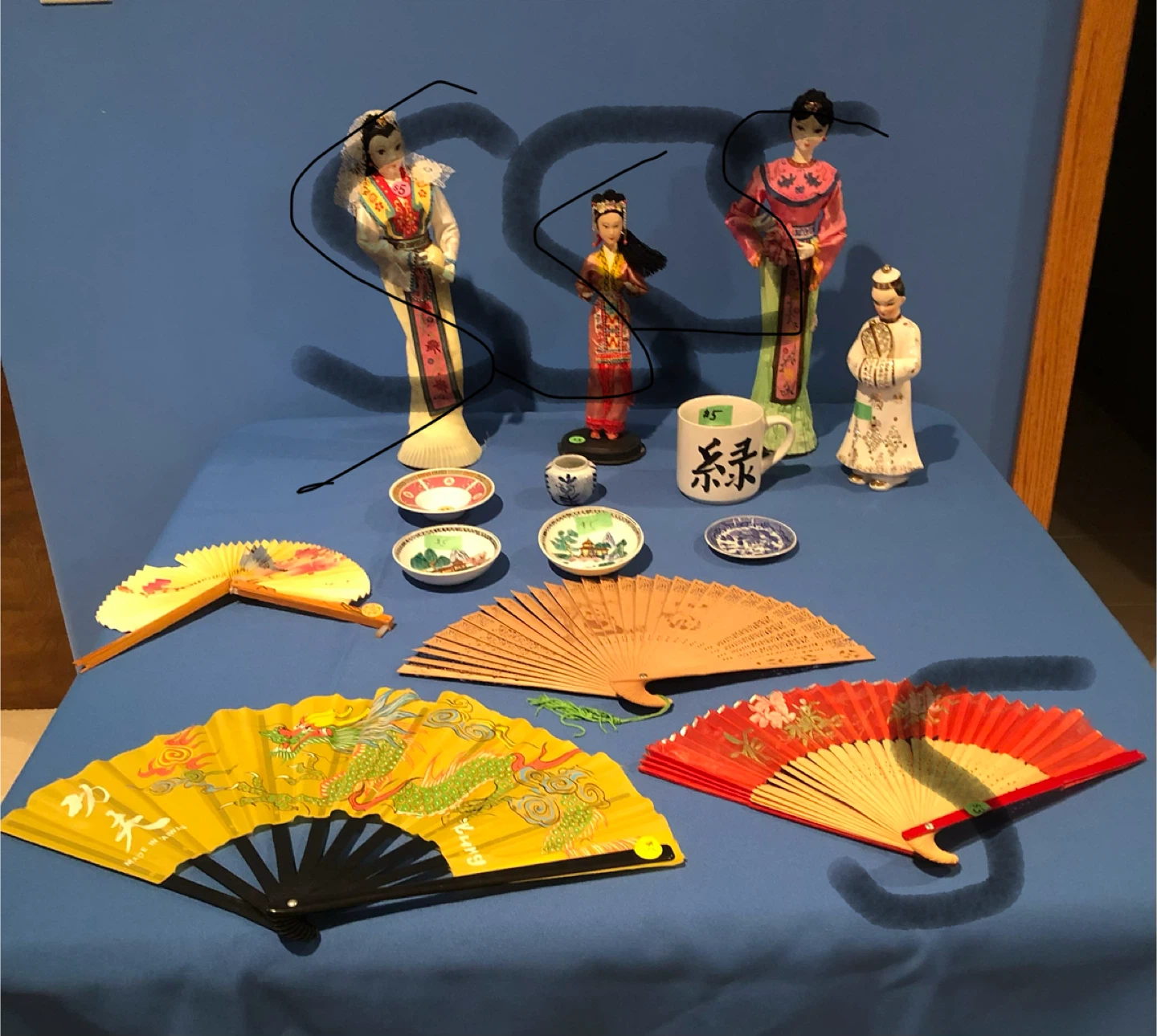 Oriental Decorations Fans and Glassware - photo 2