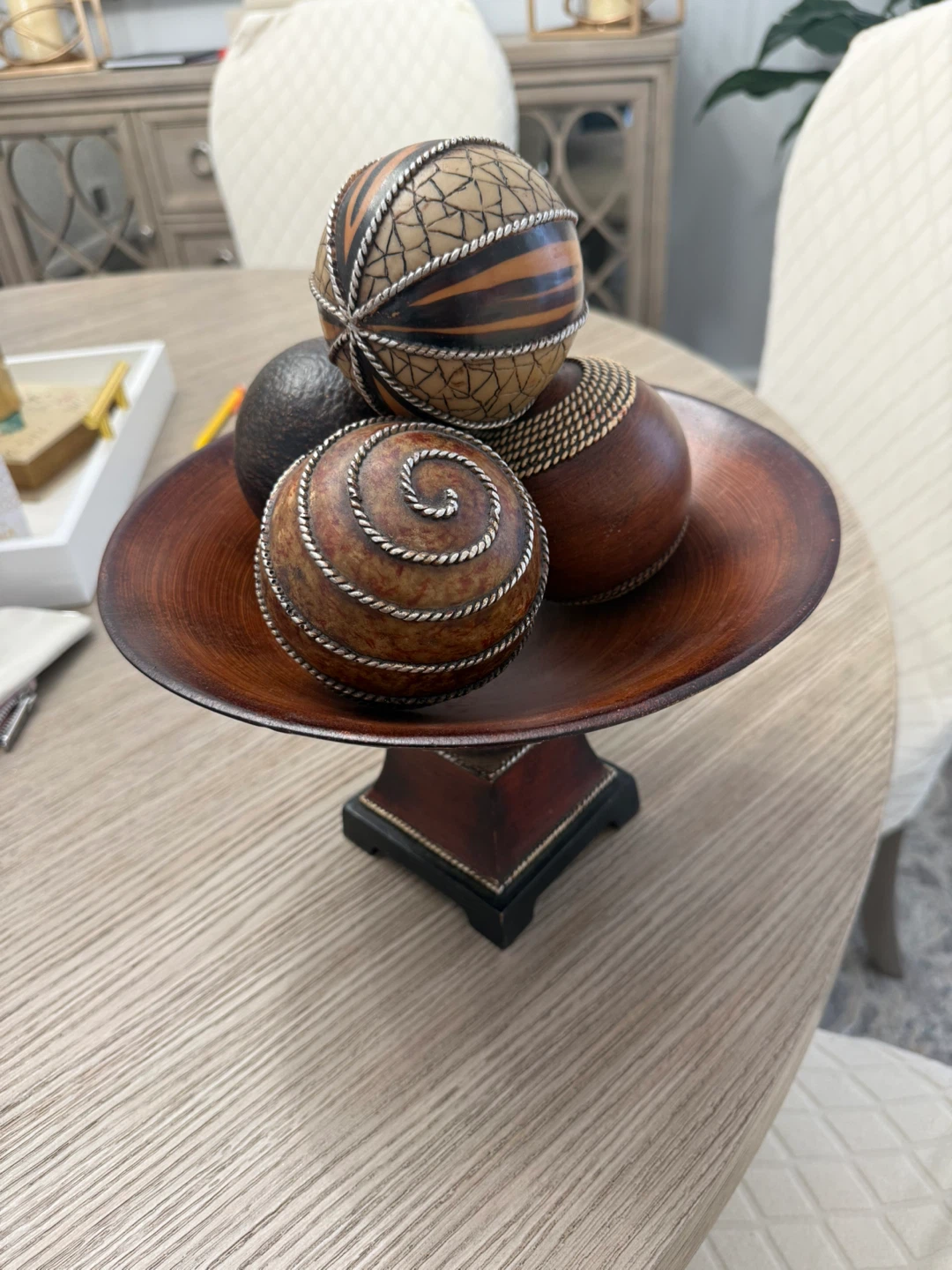 Decorative Pedestal Bowl with balls - photo 3