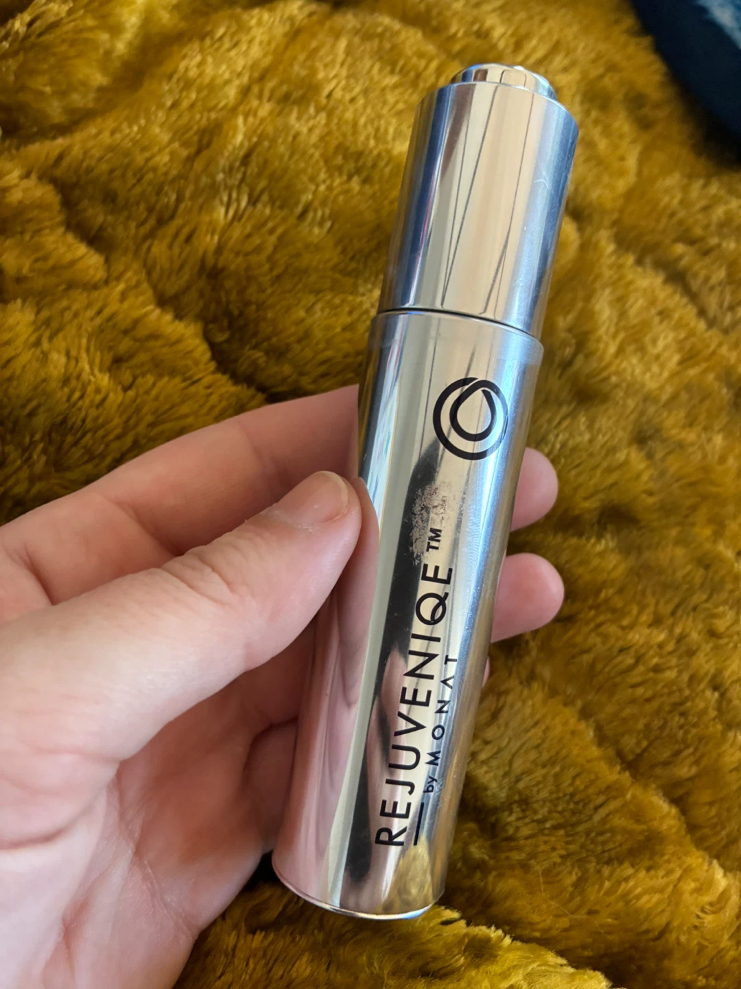 Monat Rejuvenate Oil