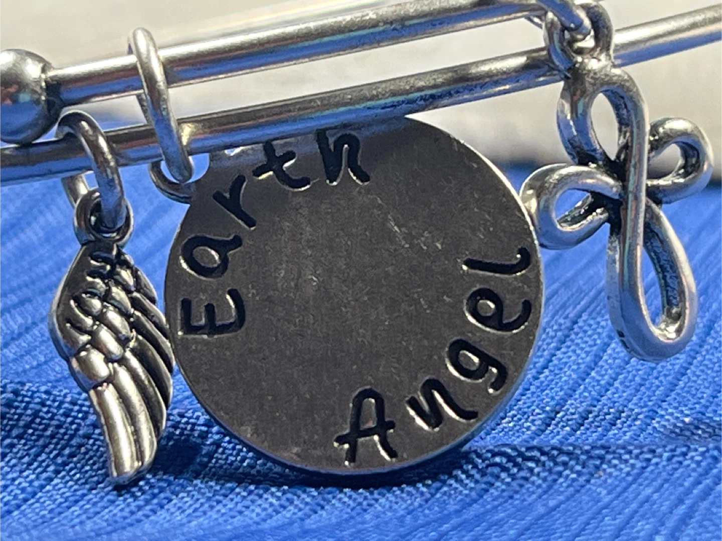 Expandable Bangle Bracelet Tree of Life and Angel Wing Charms - photo 3