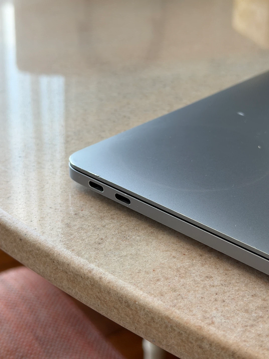 MacBook Pro - 2017 Model - photo 4