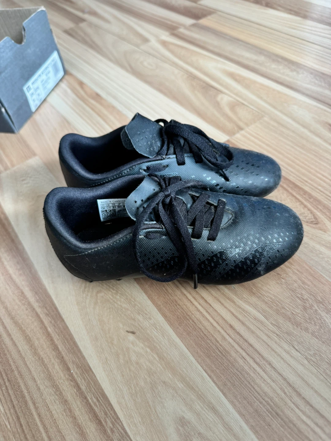 Soccer shoes for kids - photo 5
