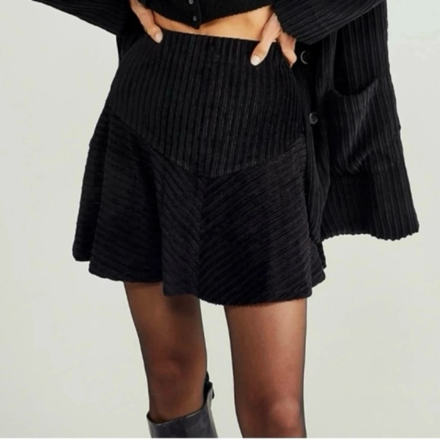 Free People - Camden Ribbed Black Skirt -Size Small - photo 3