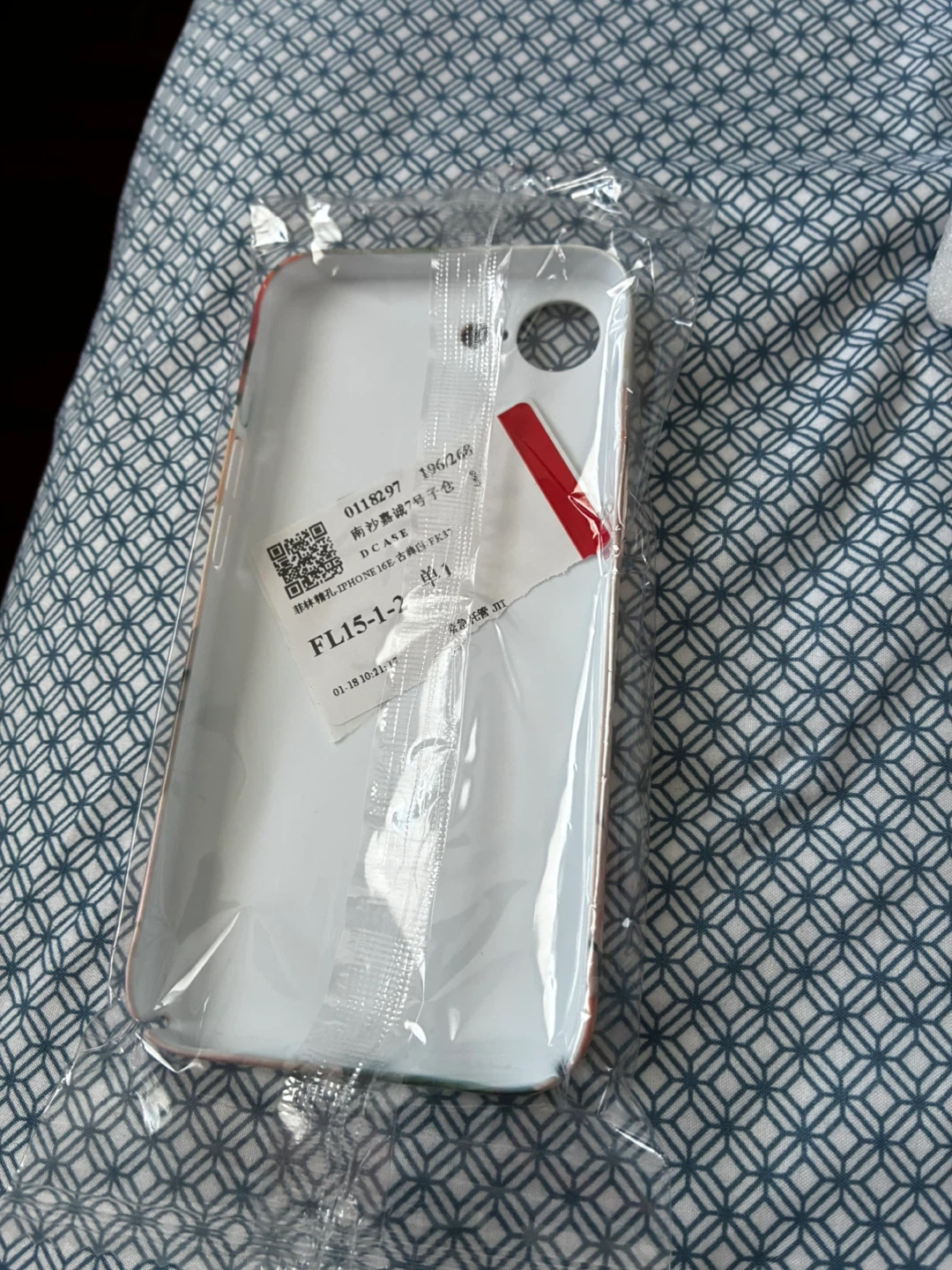 iPhone 16e Phone Case - Floral Design - photo 2