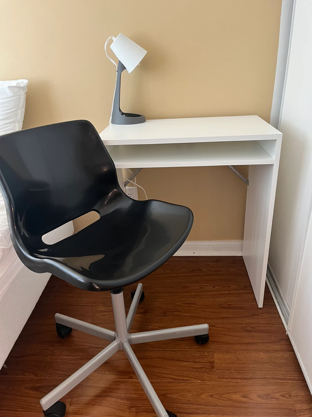 IKEA White Desk with Black Swivel Chair and Lamp - photo 3