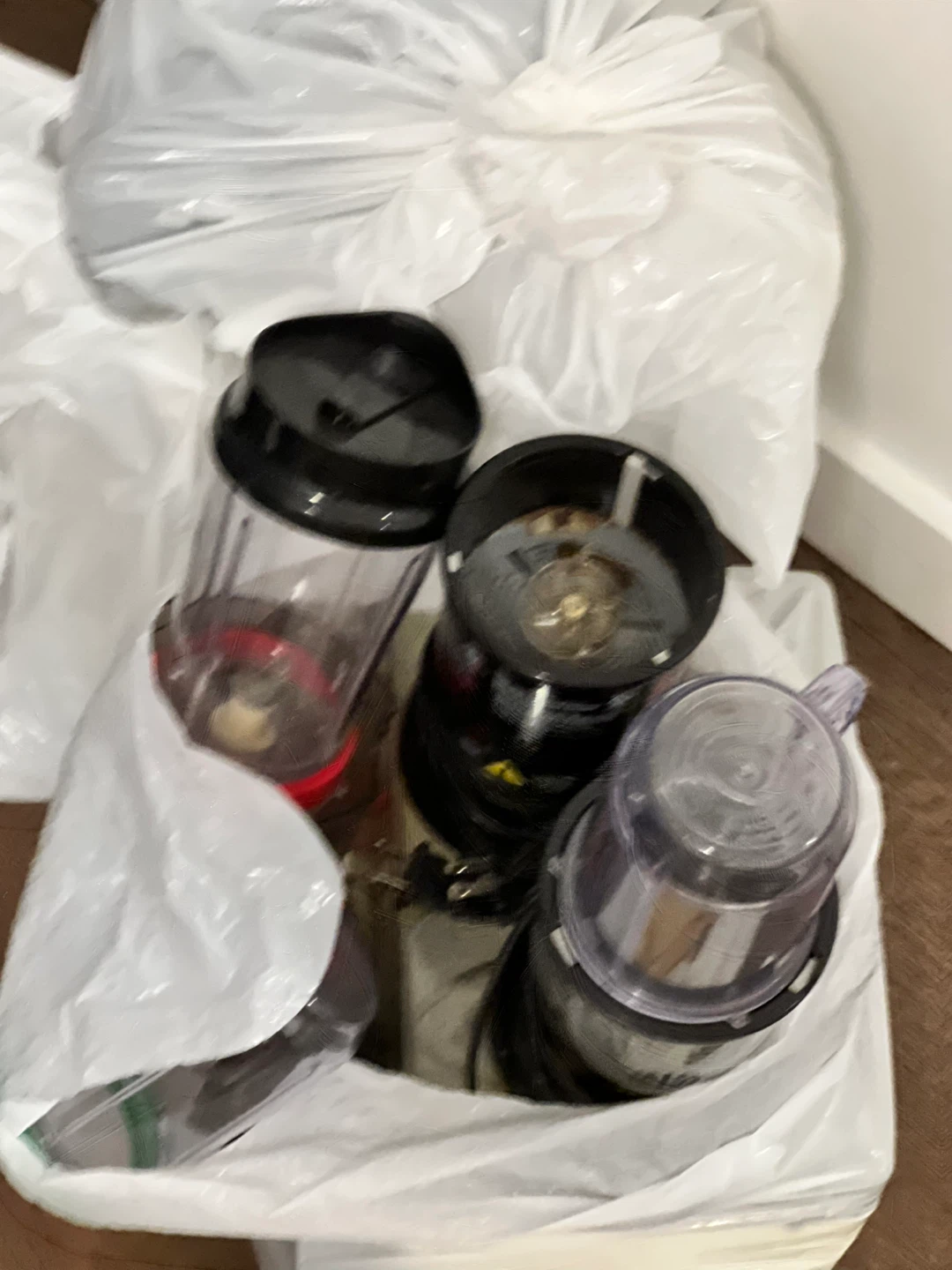 Free Juicer, Blenders, Air fryer, sandwich maker