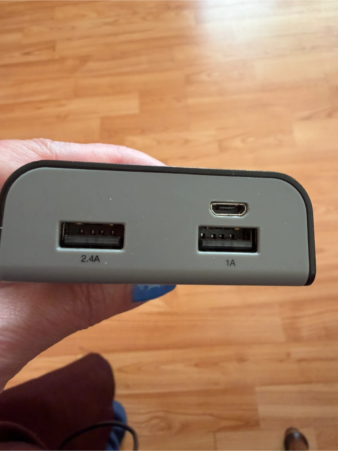 Staples Cell Phone Power Bank 6600mAh Model 28246 - photo 3