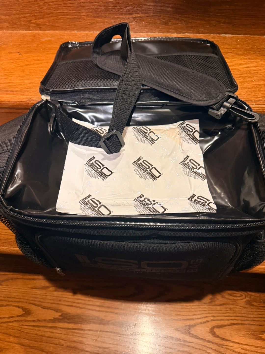 ISO Nutrition Meal Prep Bag with Containers - photo 2