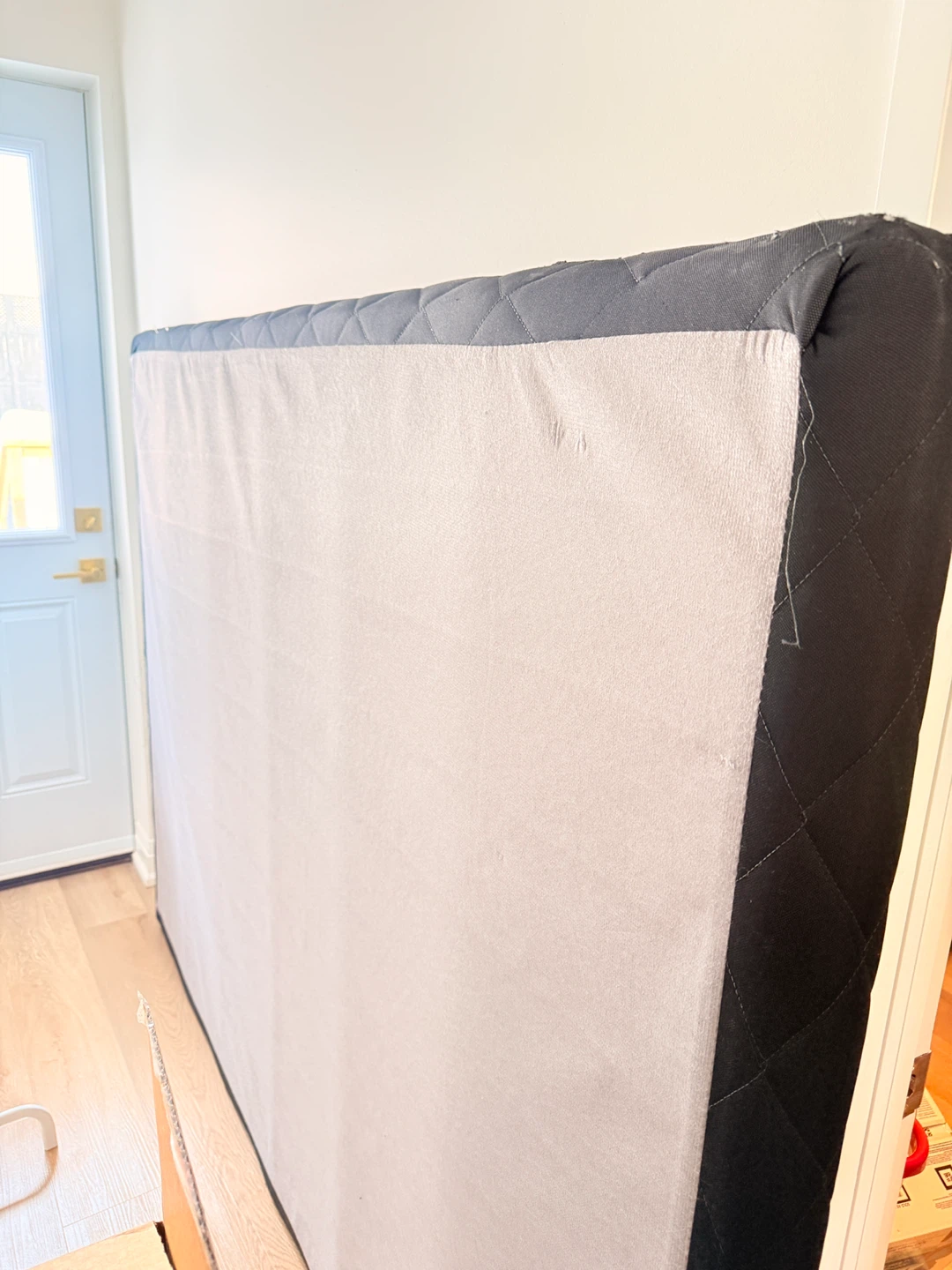 Queen size bed box - photo 2