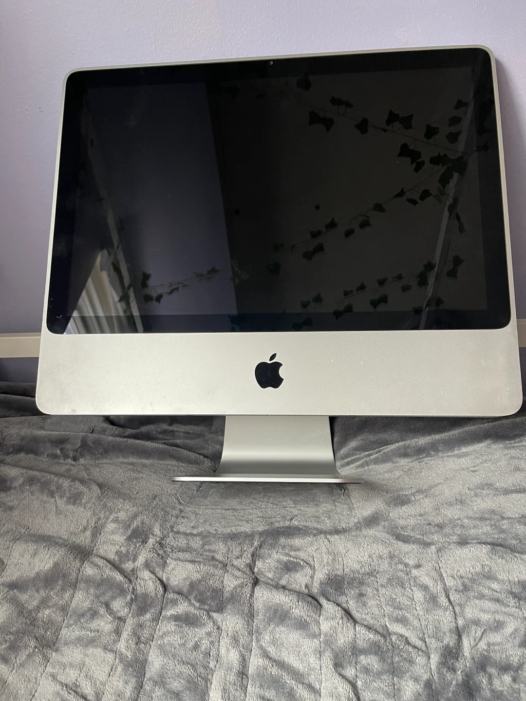 Apple iMac Desktop Computer