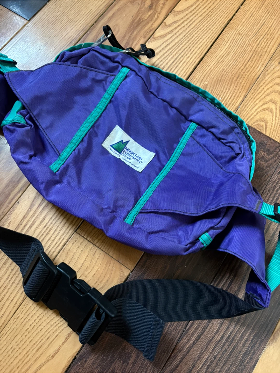 Vintage Mountain Equipment Co-op MEC fanny pack crossbody bag - photo 2