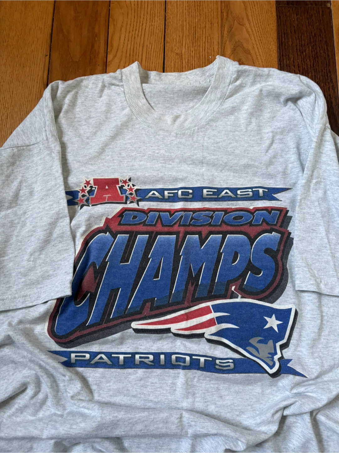Vintage New England Patriots AFC East Division Champs tee XL