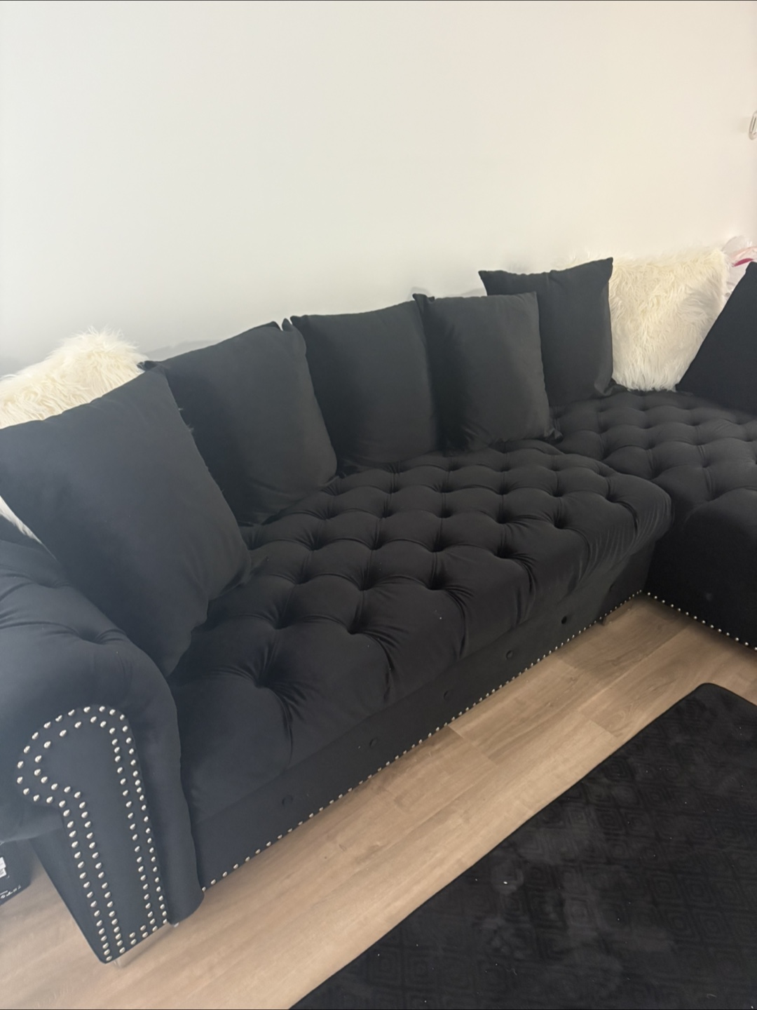 Black Velvet Tufted Sectional Sofa with Chaise - photo 2