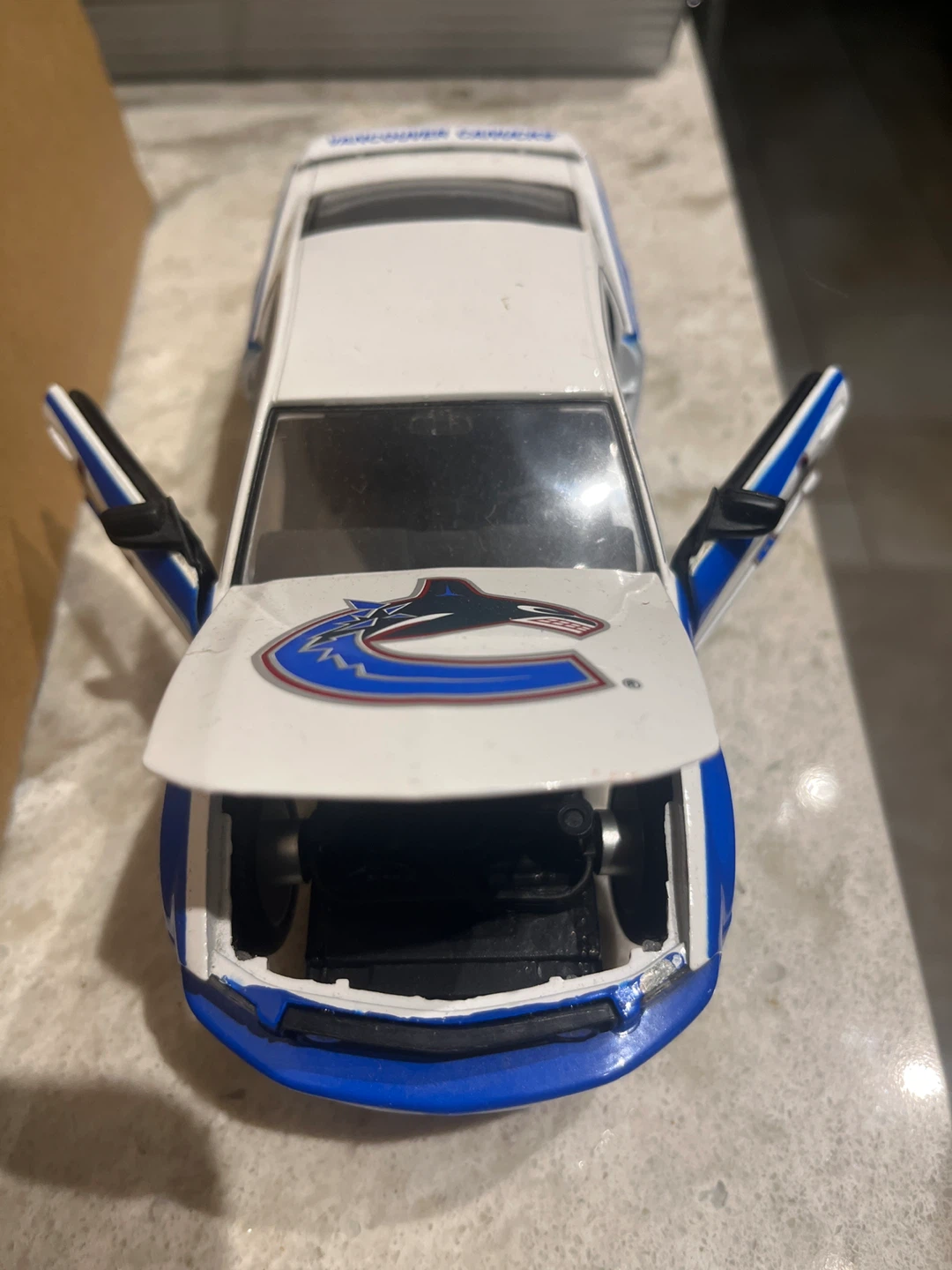 Ford Mustang Vancouver Canucks Diecast Model Car - photo 2