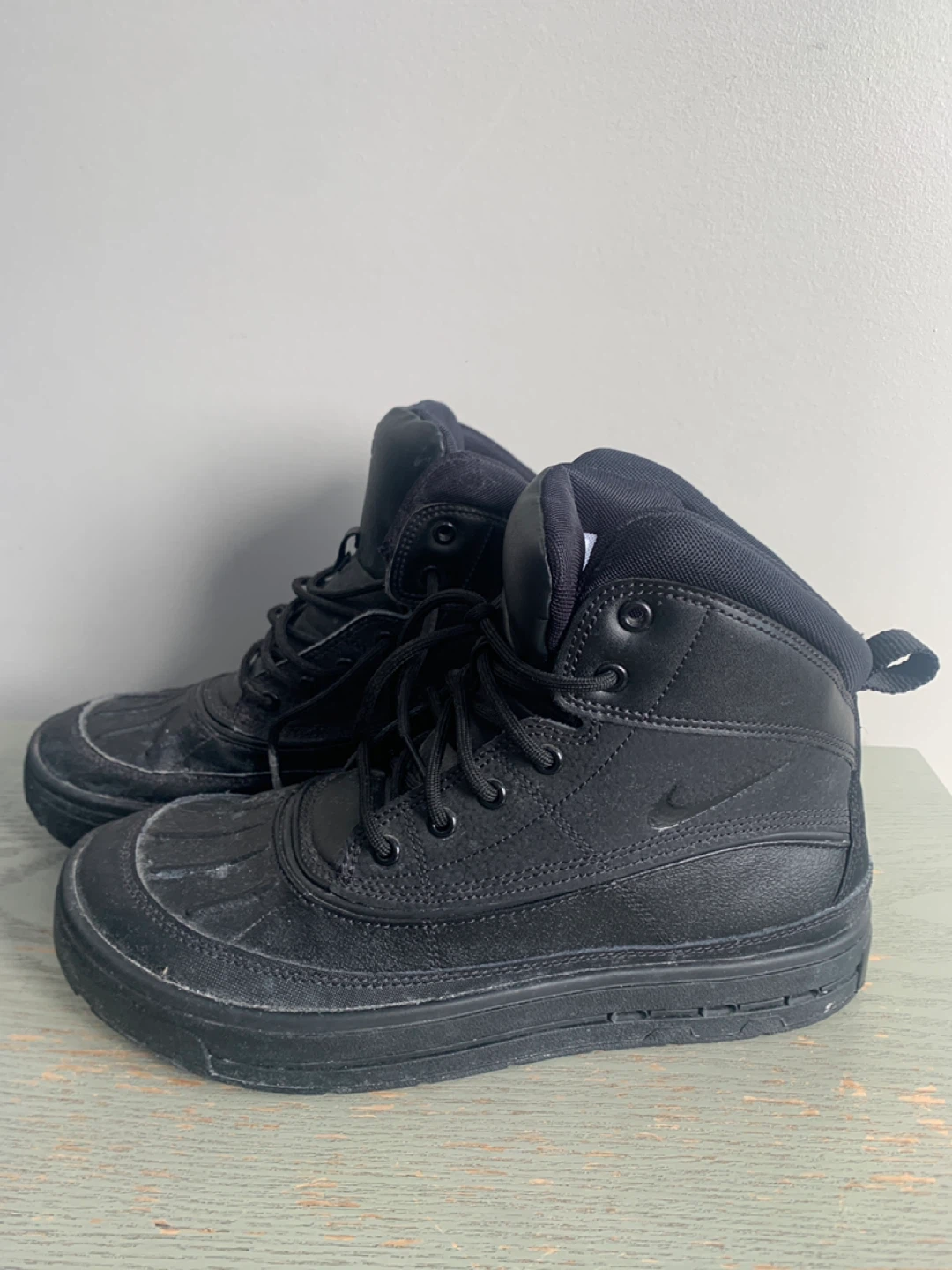 Nike Youth Black Winter Boots