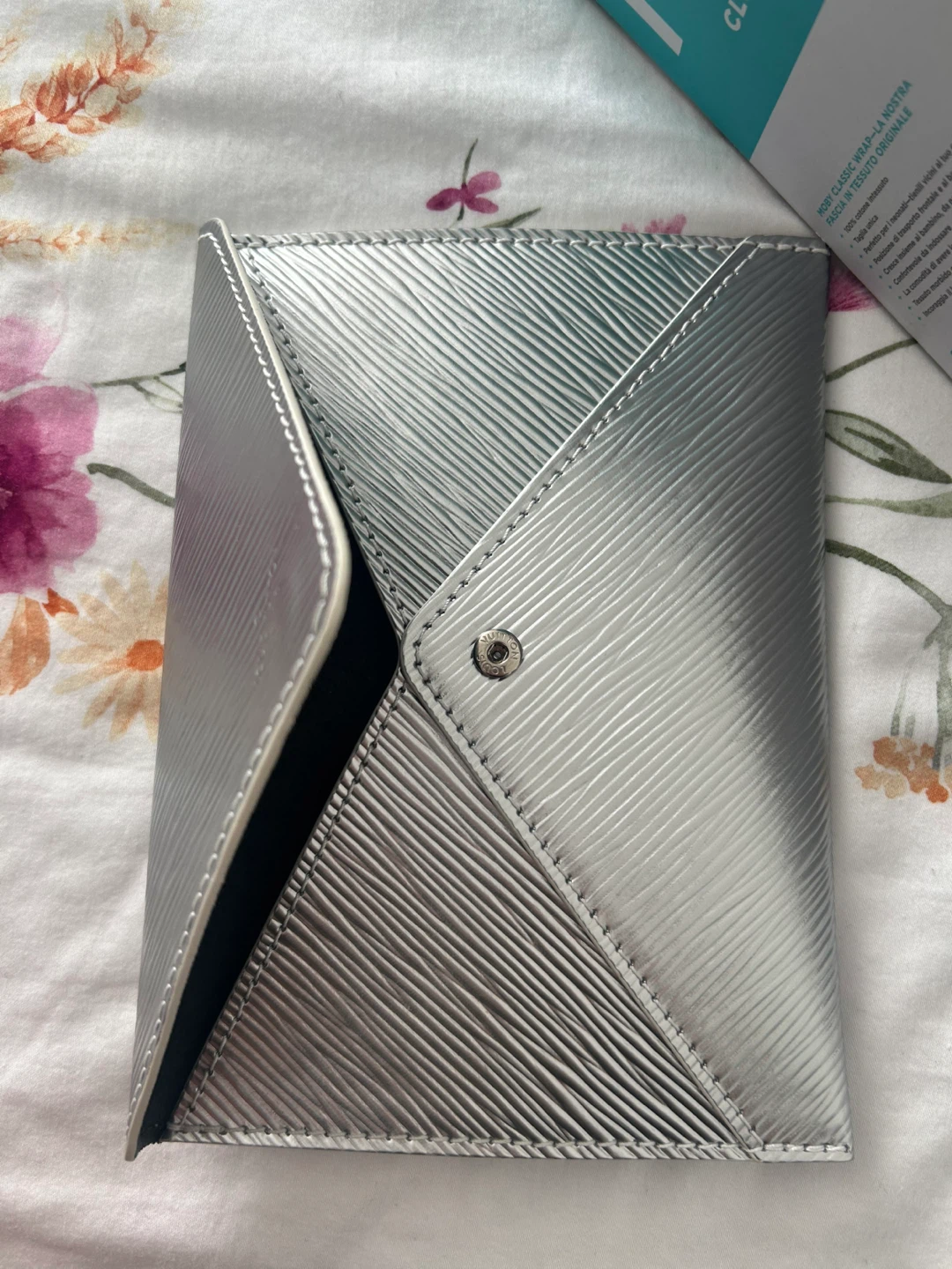 Louis Vuitton Silver Envelope Clutch - photo 2