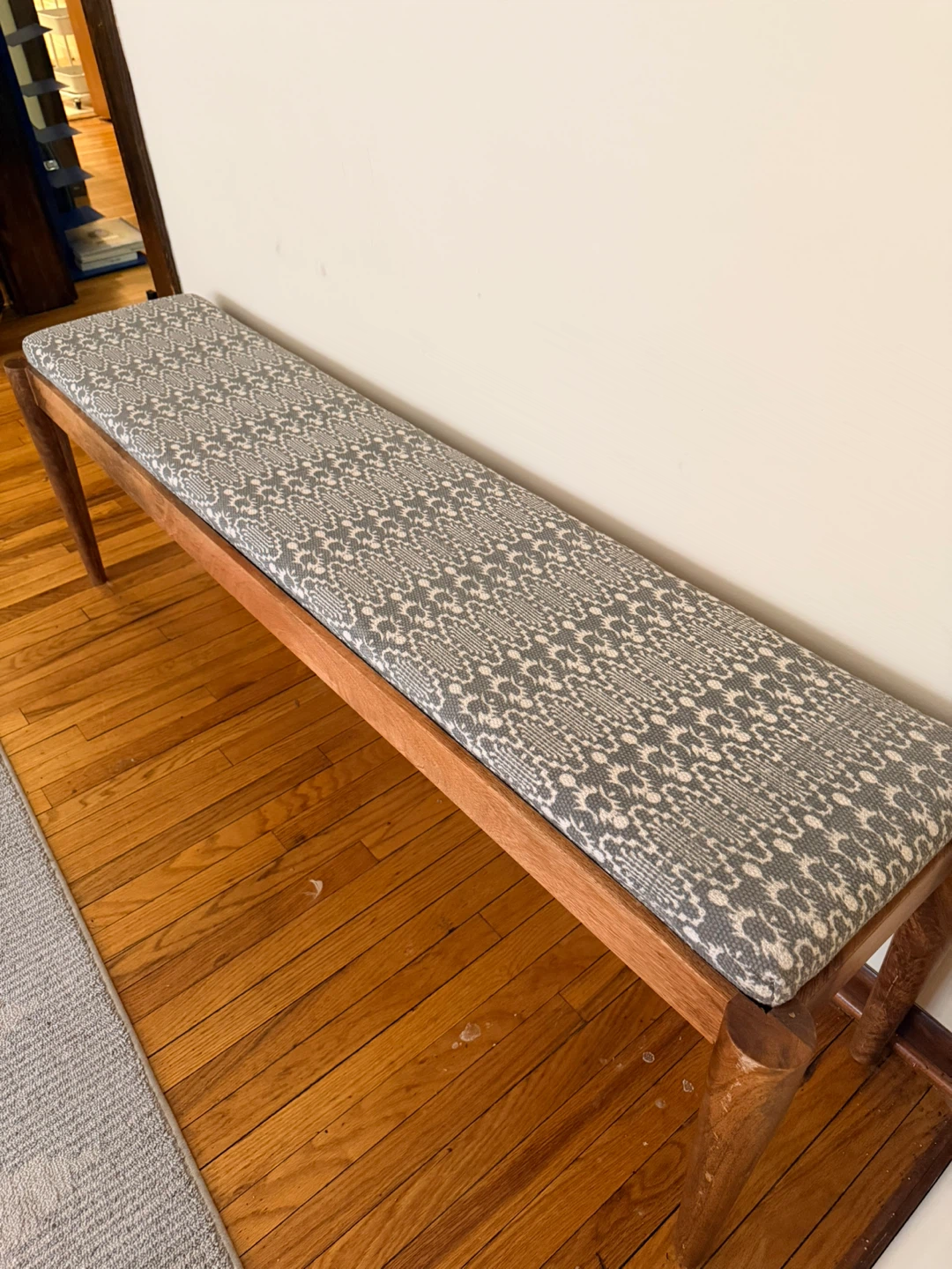 Wooden Bench with Upholstered Seat - photo 4