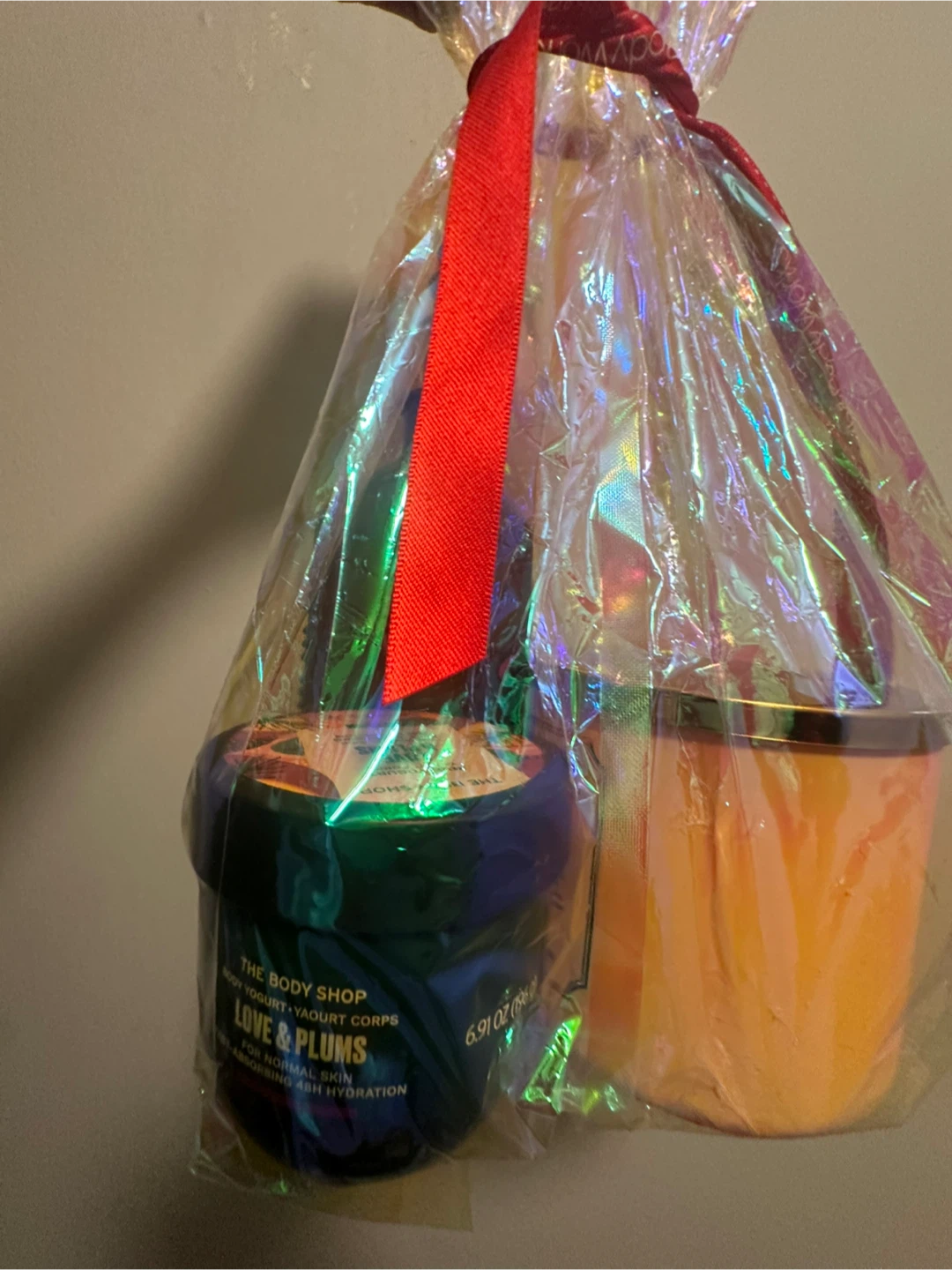 The Body Shop Love & Plums Gift Set - photo 2
