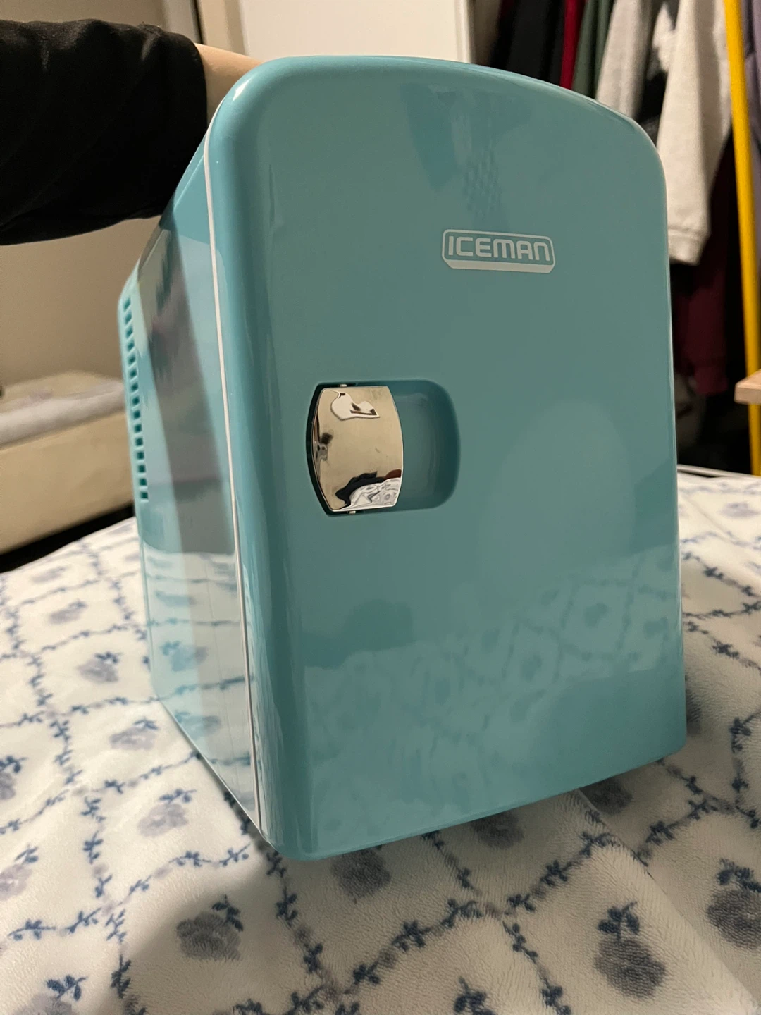 ICEMAN Mini Fridge