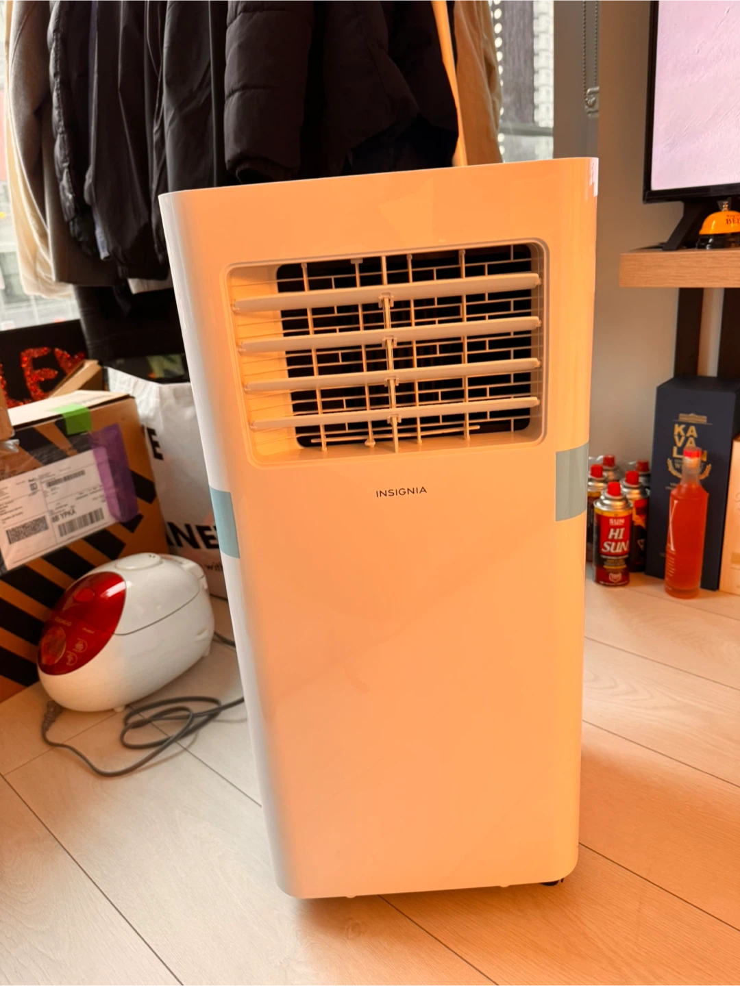 Insignia Portable Air Conditioner – Window Kit Included ❄️ - photo 2