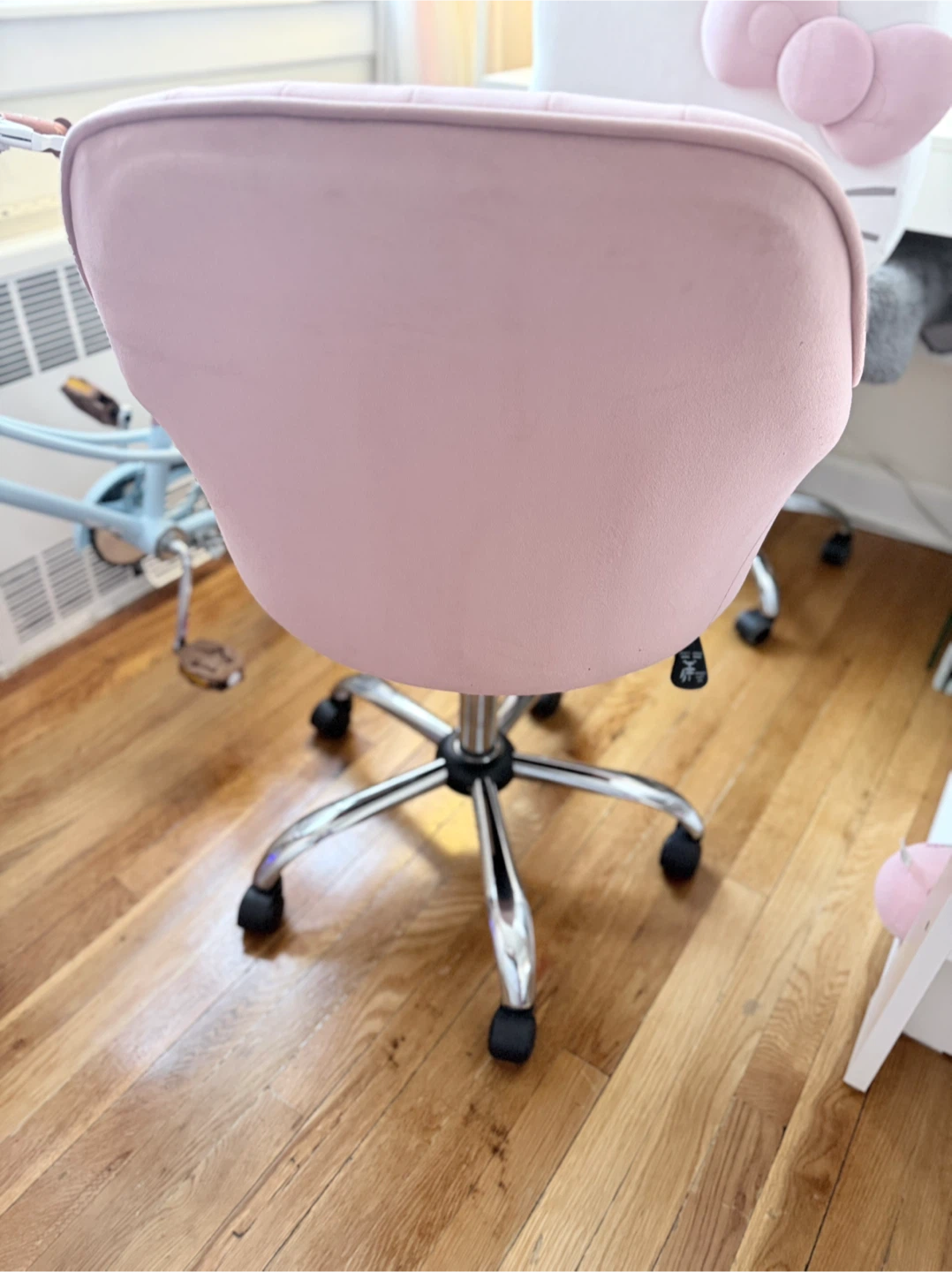 Pink Velvet Office Chair - photo 3