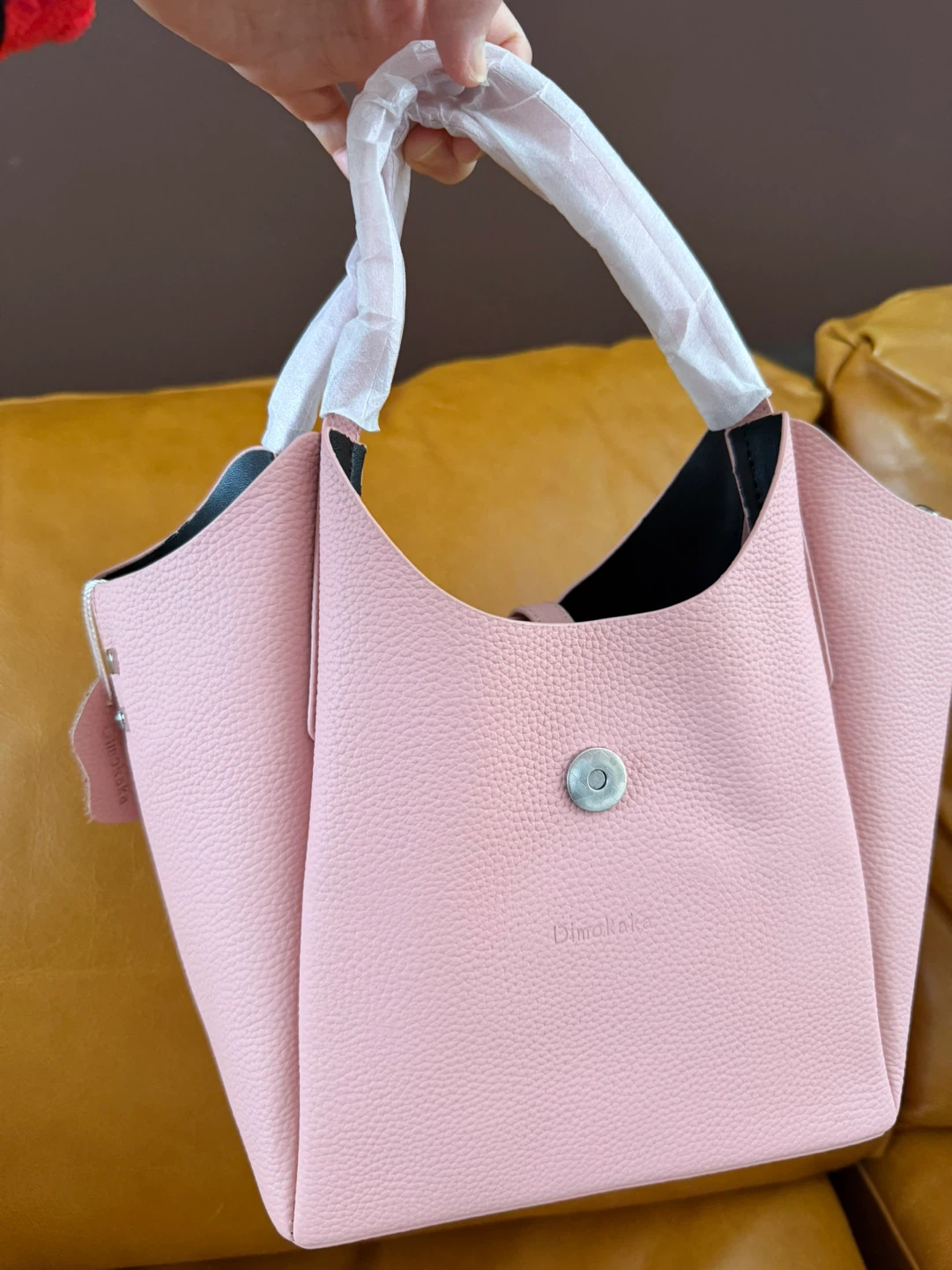 Pink Pebble leather bag with Shoulder Strap