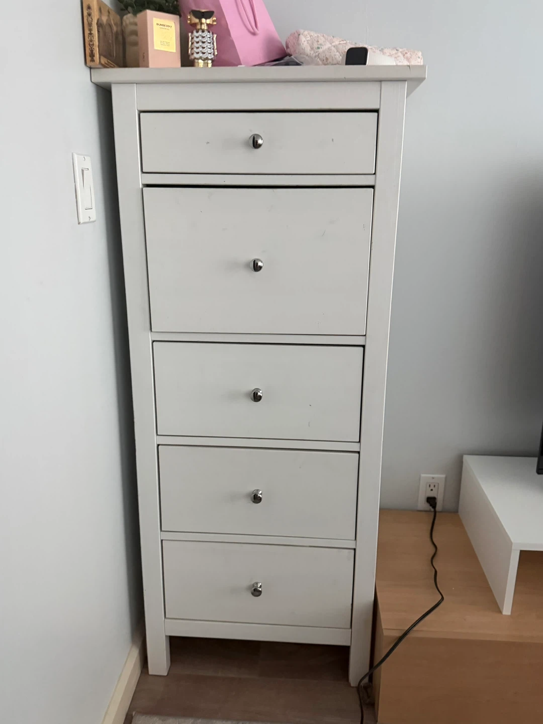 White 5-Drawer Tall Dresser