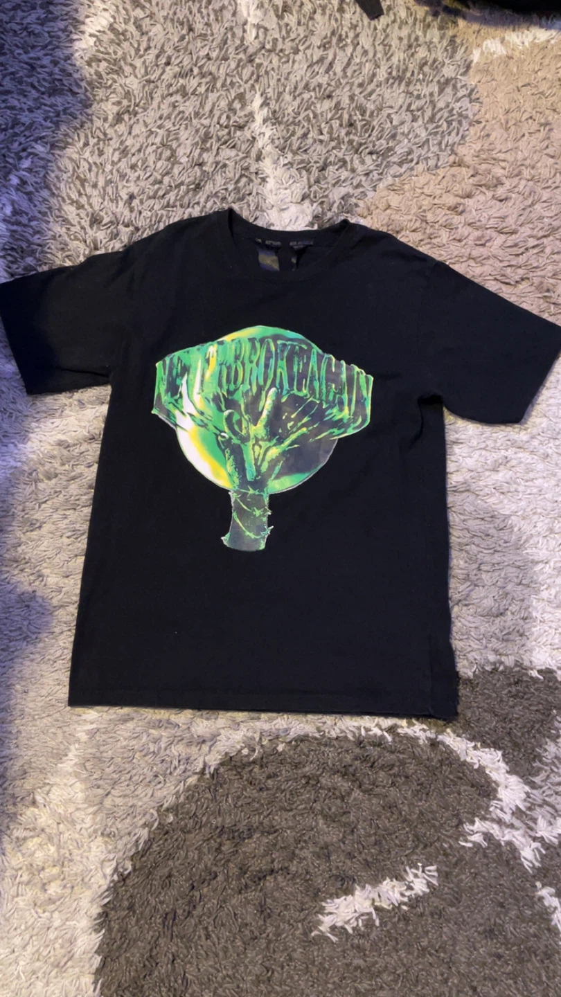 VLONE NEVER BROKE AGAIN T-Shirt