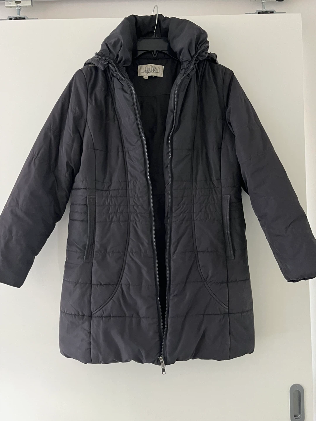 Dark Grey Puffer Coat with Hood. Size M - photo 3