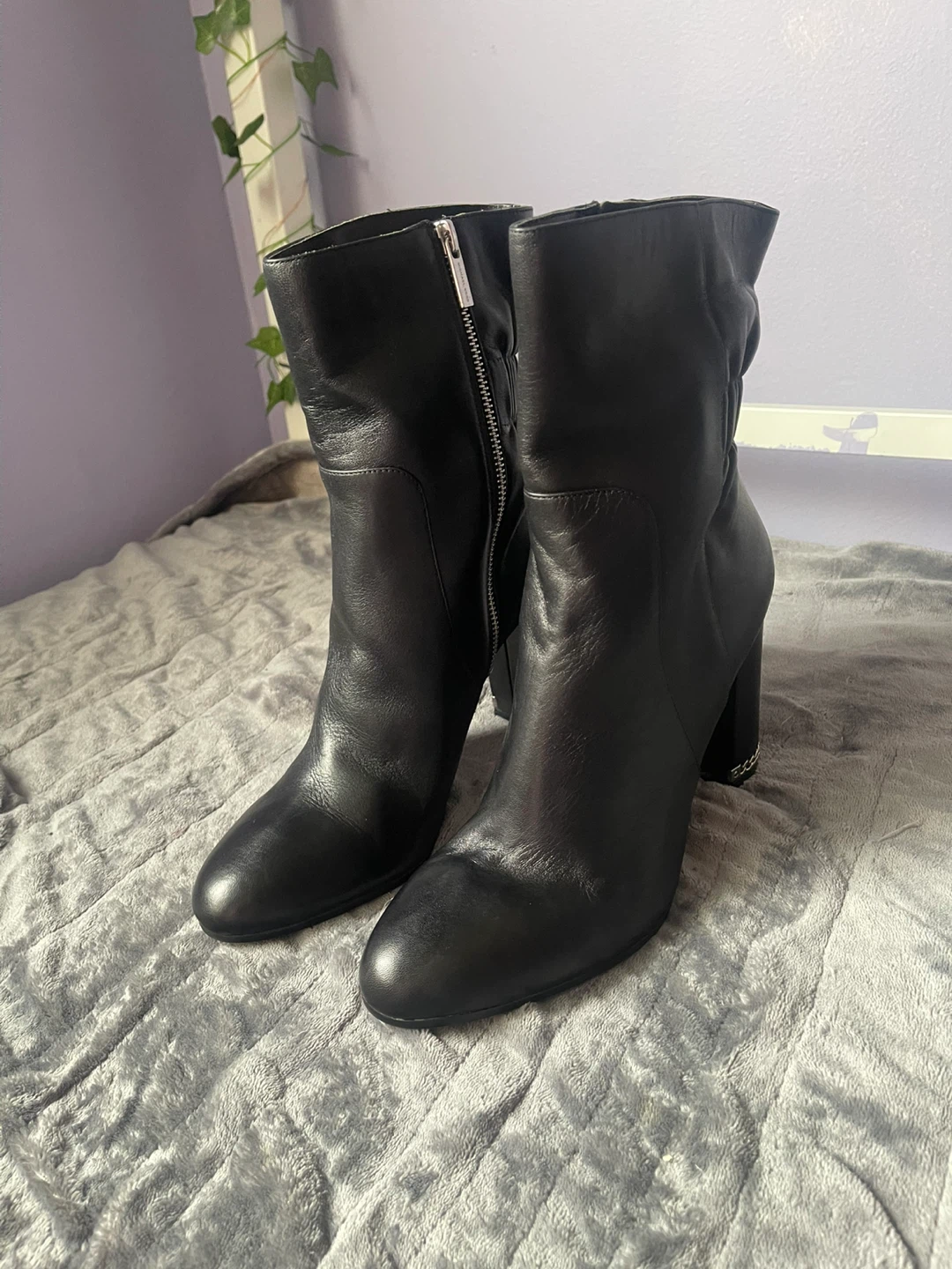 Black Leather Ankle Boots - photo 2