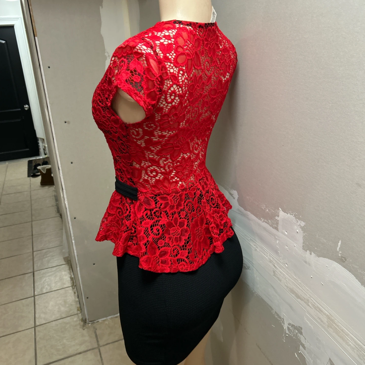 Women's Red Lace Peplum Dress with Black Skirt - photo 4