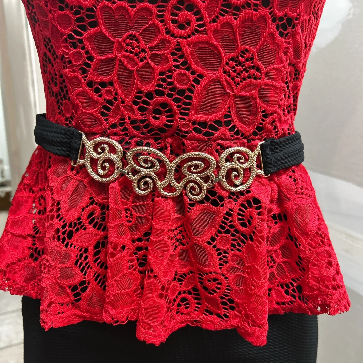 Women's Red Lace Peplum Dress with Black Skirt - photo 2