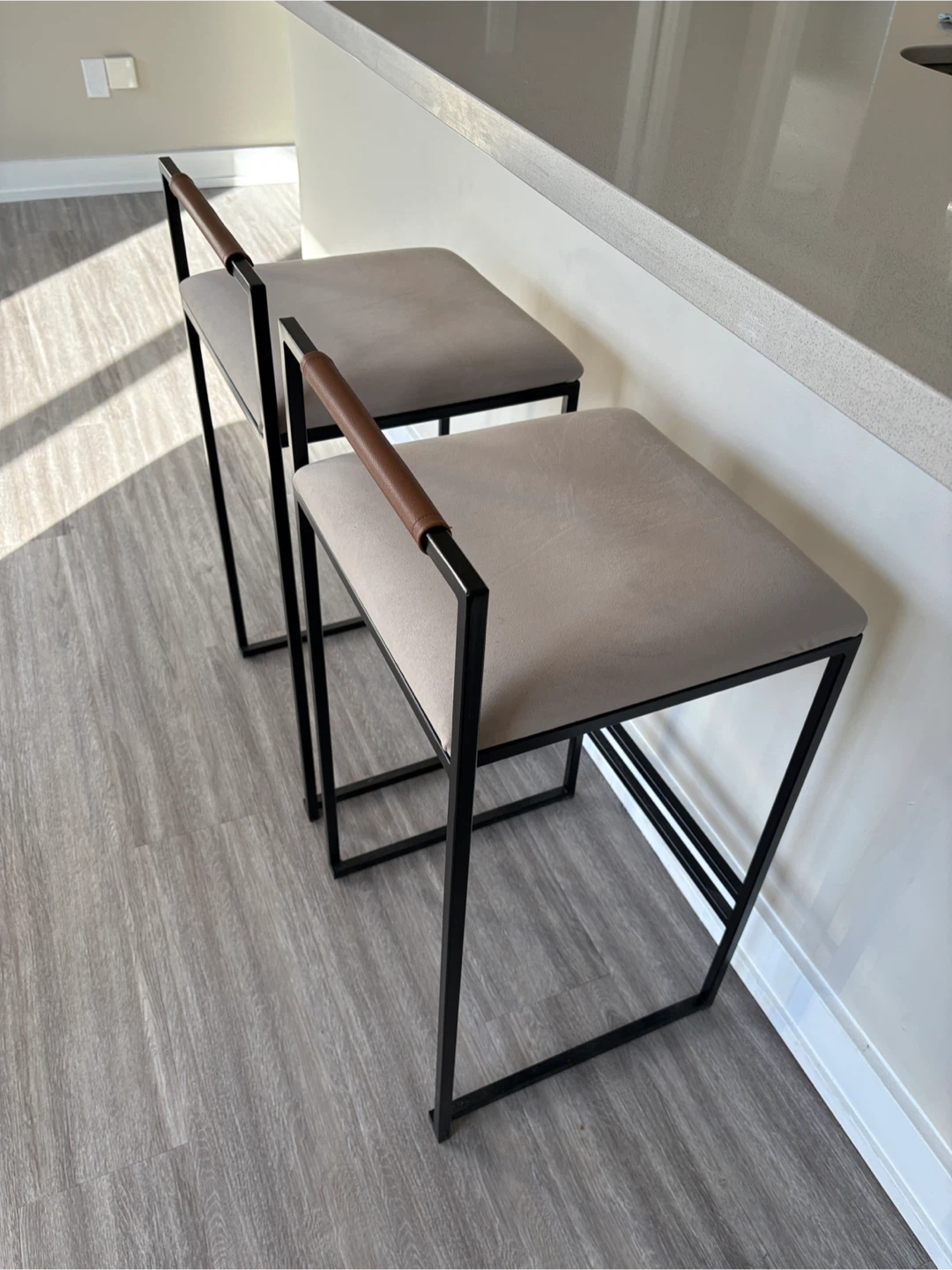 Set of 2 Swedish Bar Stools - Black Metal & Taupe Upholstery - photo 4