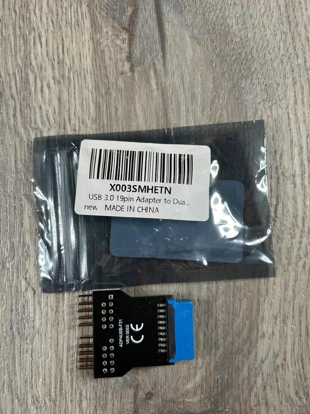 USB 3.0 19-pin Adapter to Dual USB 2.0 Header - photo 3