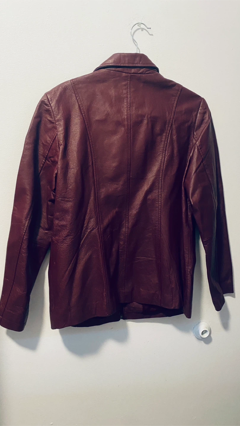 Ladies genuine leather Burgandy jacket - photo 4