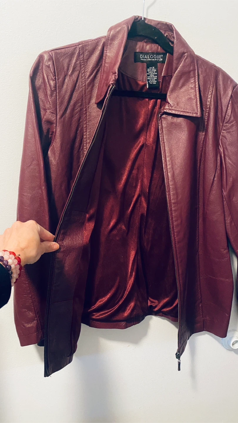 Ladies genuine leather Burgandy jacket - photo 3